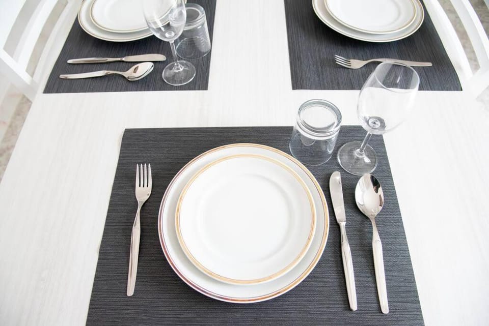 Dining area, Food