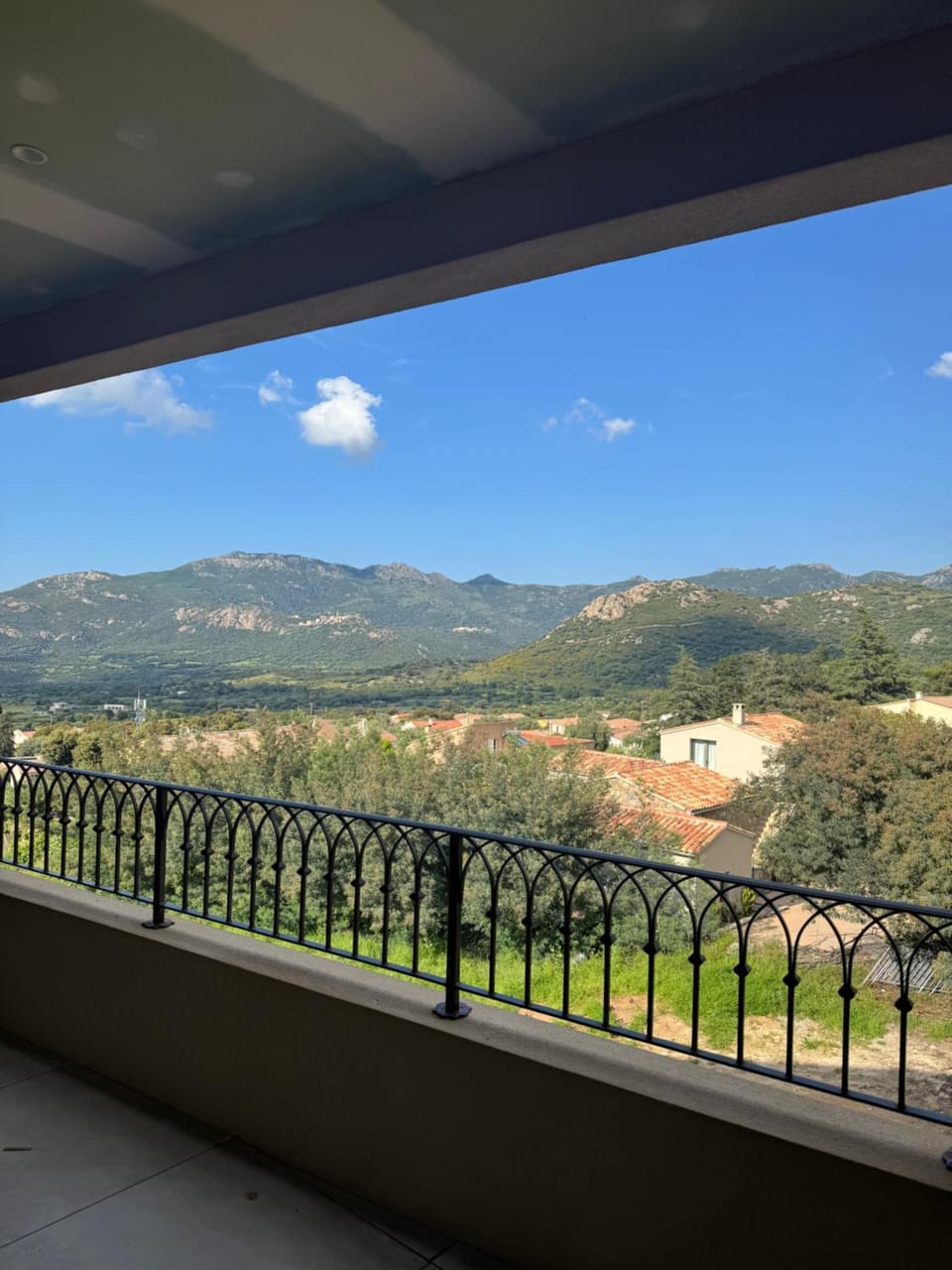 Day, Natural landscape, View (from property/room), Balcony/Terrace, Mountain view