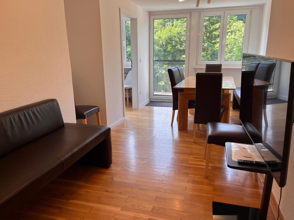 Living room, Seating area, Dining area