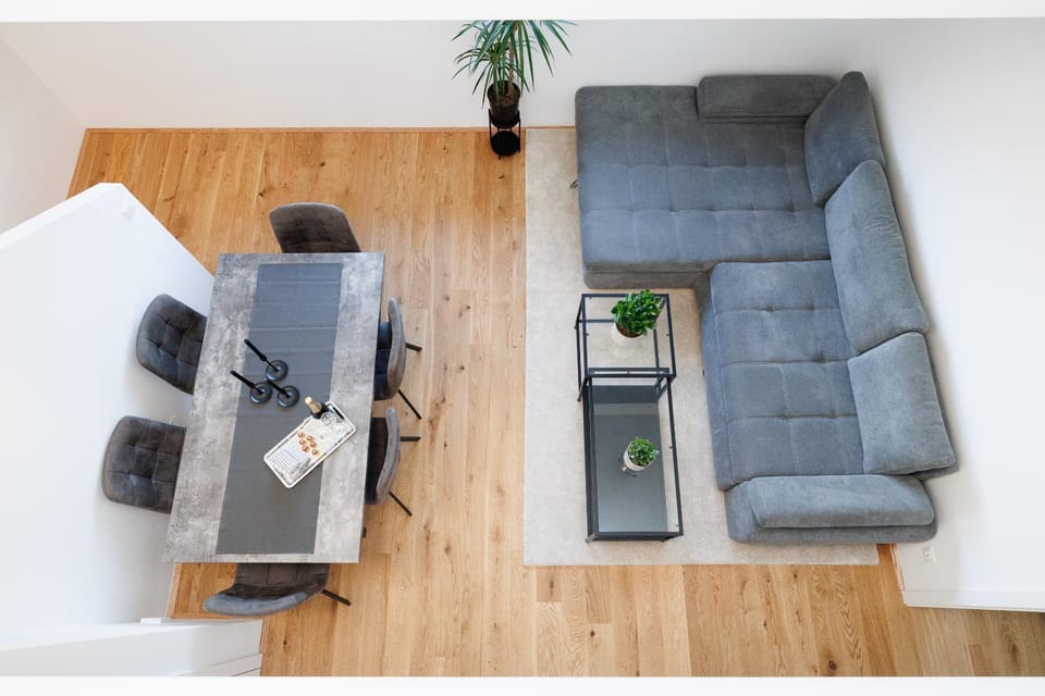 Coffee/tea facilities, Living room, Seating area, Dining area, City view, City view, dishwasher, internet, internet, minibar, pet friendly, stove, stove, kitchen, kitchen, air conditioner, air conditioner