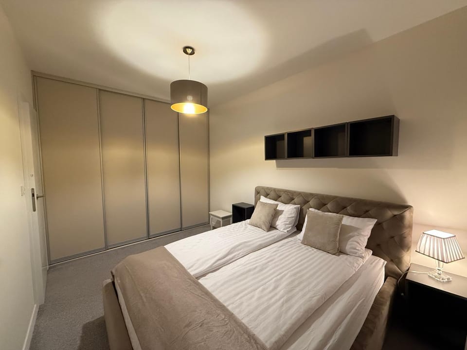 Modern apartment near to the Chopin's airport Cybernetyki 2A Apartment in Warsaw