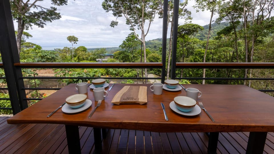 Natural landscape, Balcony/Terrace, Dining area