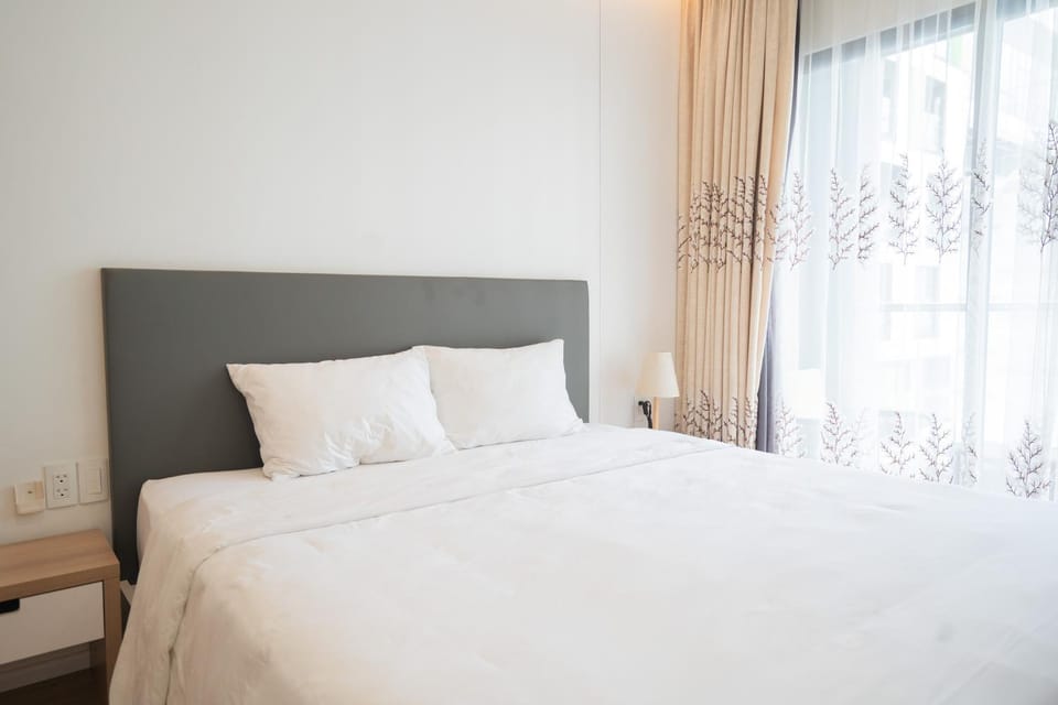 CĂN HỘ SÂN BAY - SÂN GOLF TÂN SƠN NHẤT- FREE POOL&GYM Apartment in Ho Chi Minh City