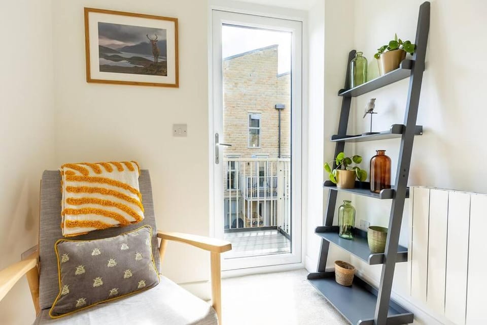 PAPER MILL - Experience the city and nature side of this stay! House in Sheffield