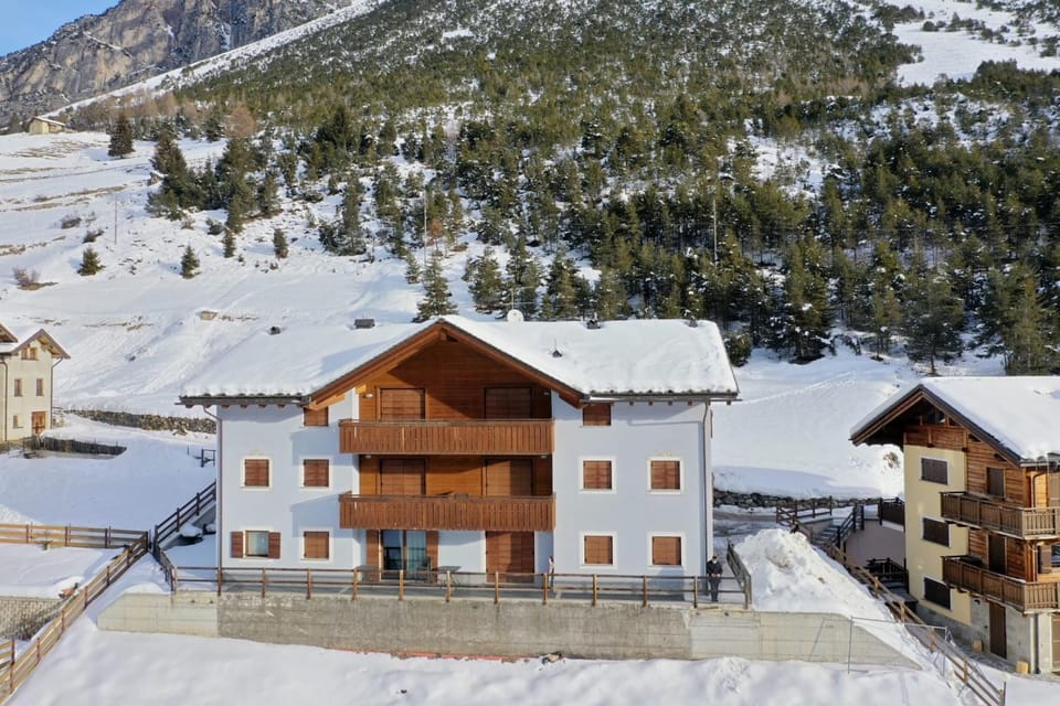 Property building, Winter
