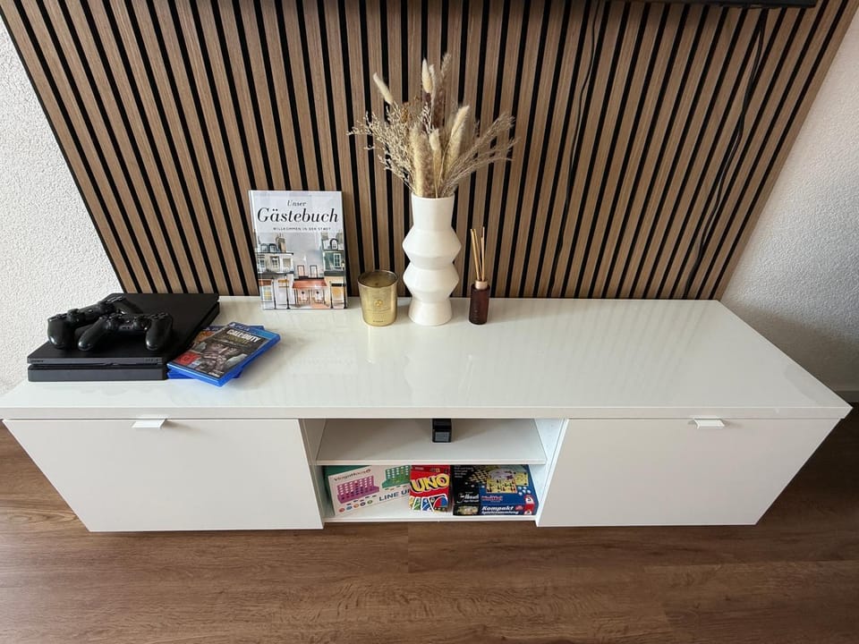 Library, Entertainment