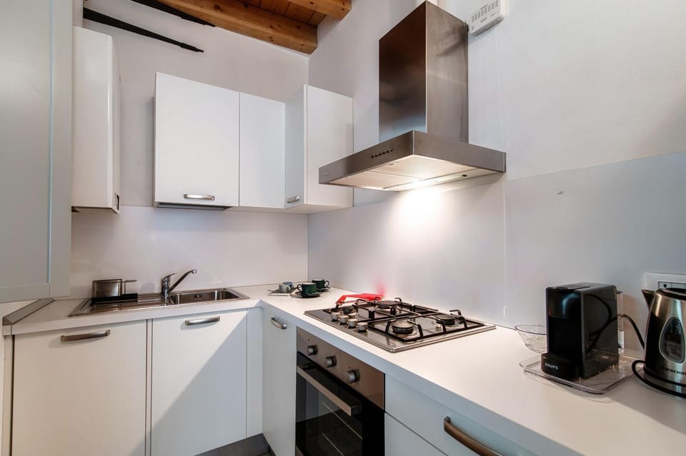 Coffee/tea facilities, Kitchen or kitchenette, pet friendly, stove