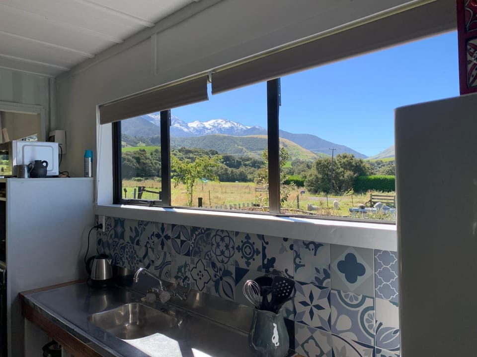 Kitchen or kitchenette, Mountain view
