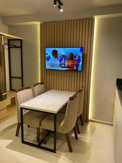 Studio alto padrão confortável sem taxa de limpeza Apartment in State of Rio Grande do Sul