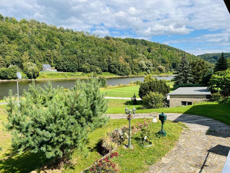 Facade/entrance, Cycling, Area and facilities