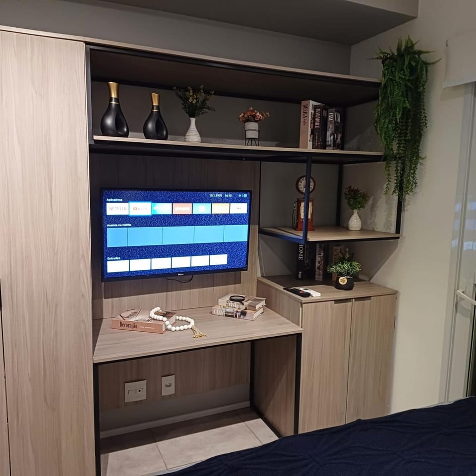 TV and multimedia, Decorative detail, Decorative detail, wardrobe