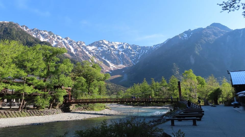 Nakanoyu Onsen Ryokan - Vacation STAY 15670v Hotel in Takayama