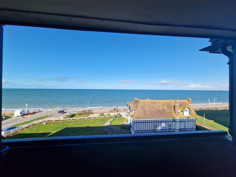 View (from property/room), Balcony/Terrace, Sea view