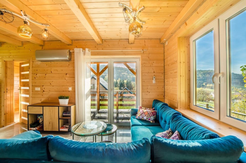 View (from property/room), Balcony/Terrace, Living room, Seating area, Dining area