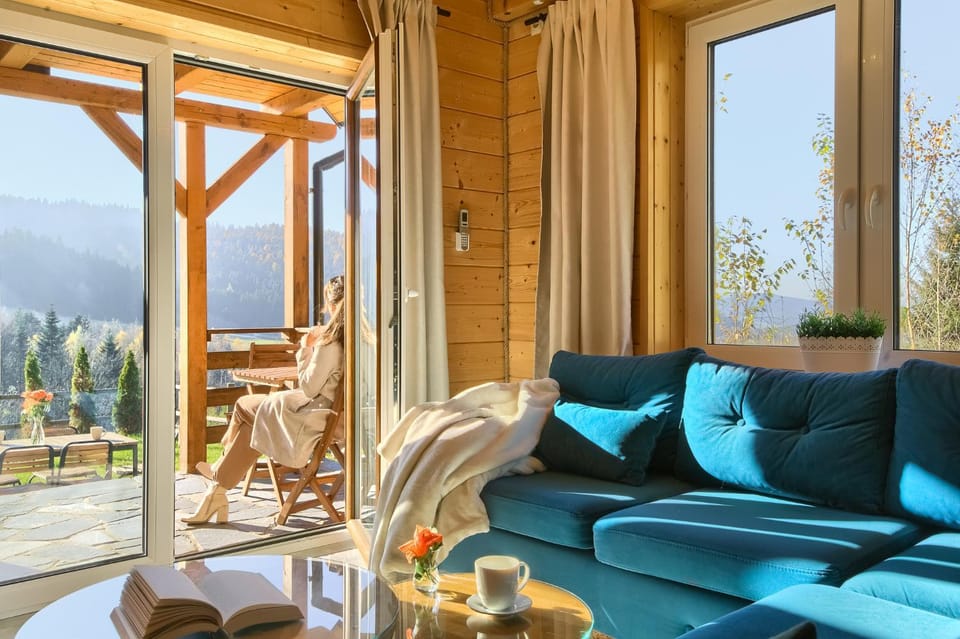 View (from property/room), Balcony/Terrace, Living room