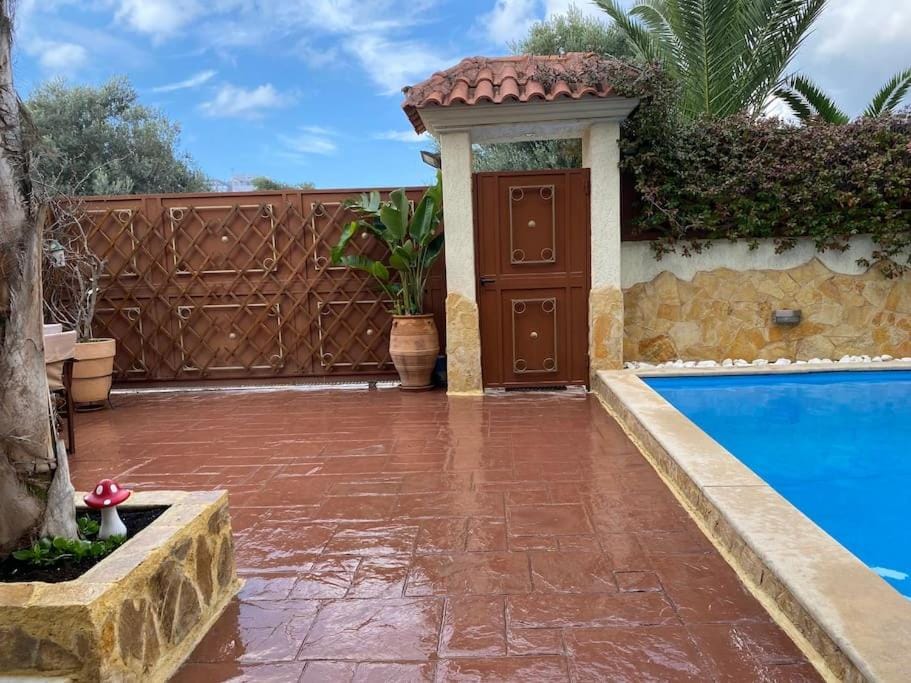 Pool Garden House near the Sea Apartment in East Attica Regional Unit, Greece