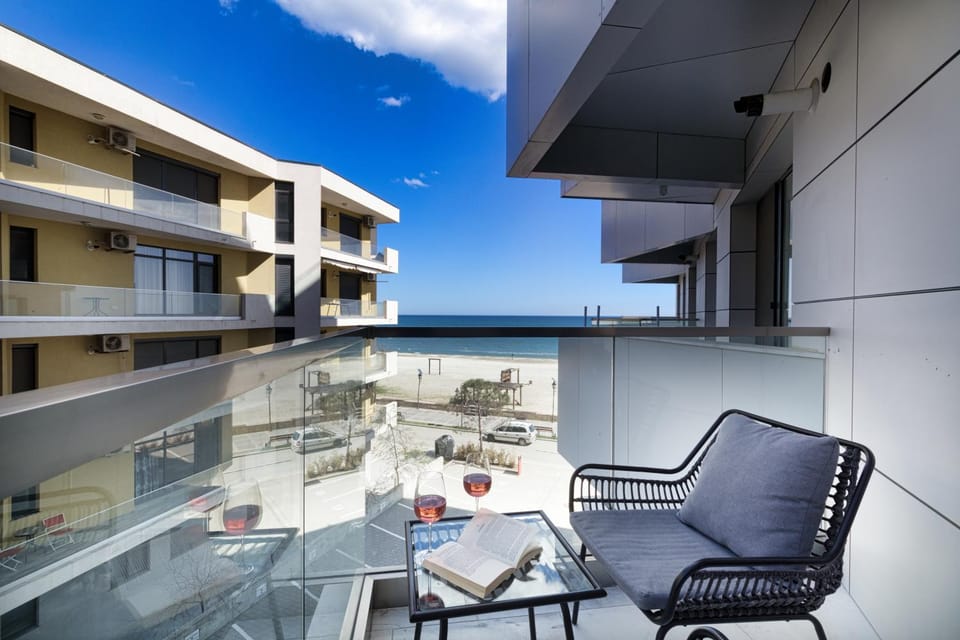 Day, View (from property/room), Balcony/Terrace, Balcony/Terrace, Seating area, Sea view
