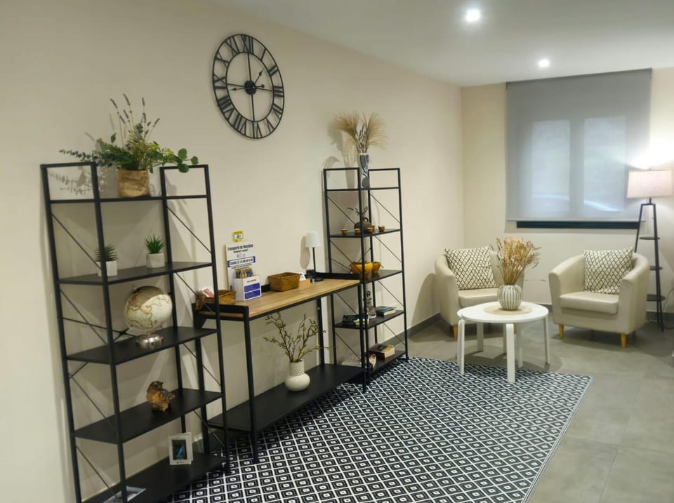 Living room, Lobby or reception