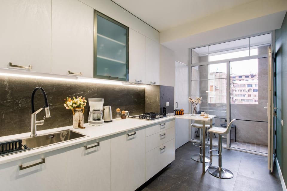 Coffee/tea facilities, Kitchen or kitchenette, Dining area, dishwasher, oven, pet friendly