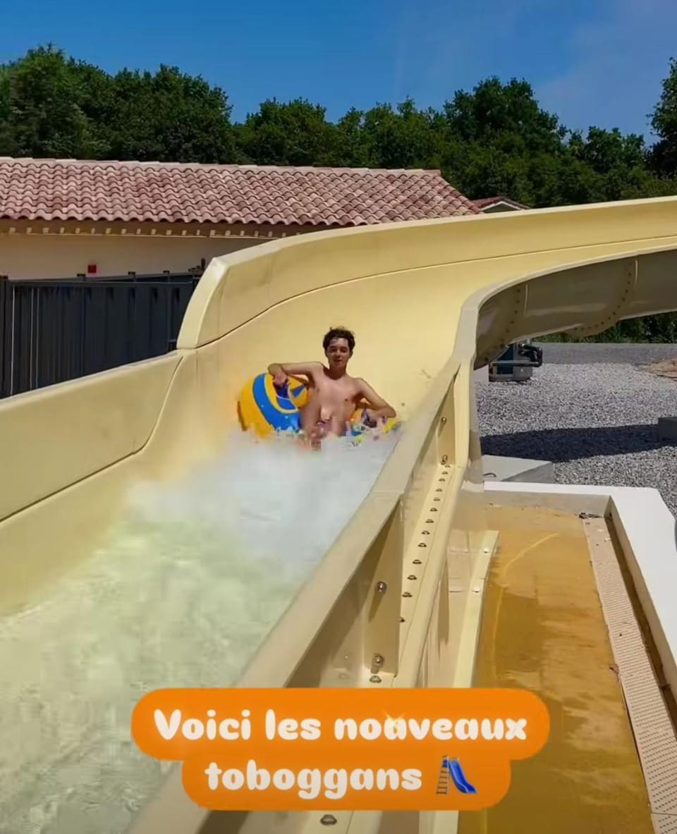 Vacances dans les Landes Campground/ 
RV Resort in Mimizan