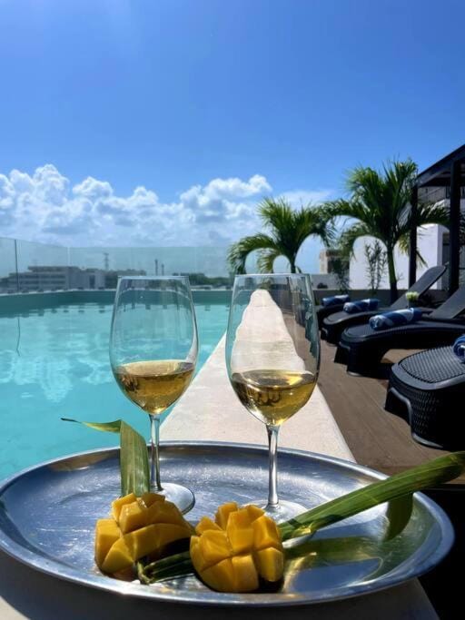 Suite de lujo 1 Hab. Depto. 304 Apartment in Playa del Carmen