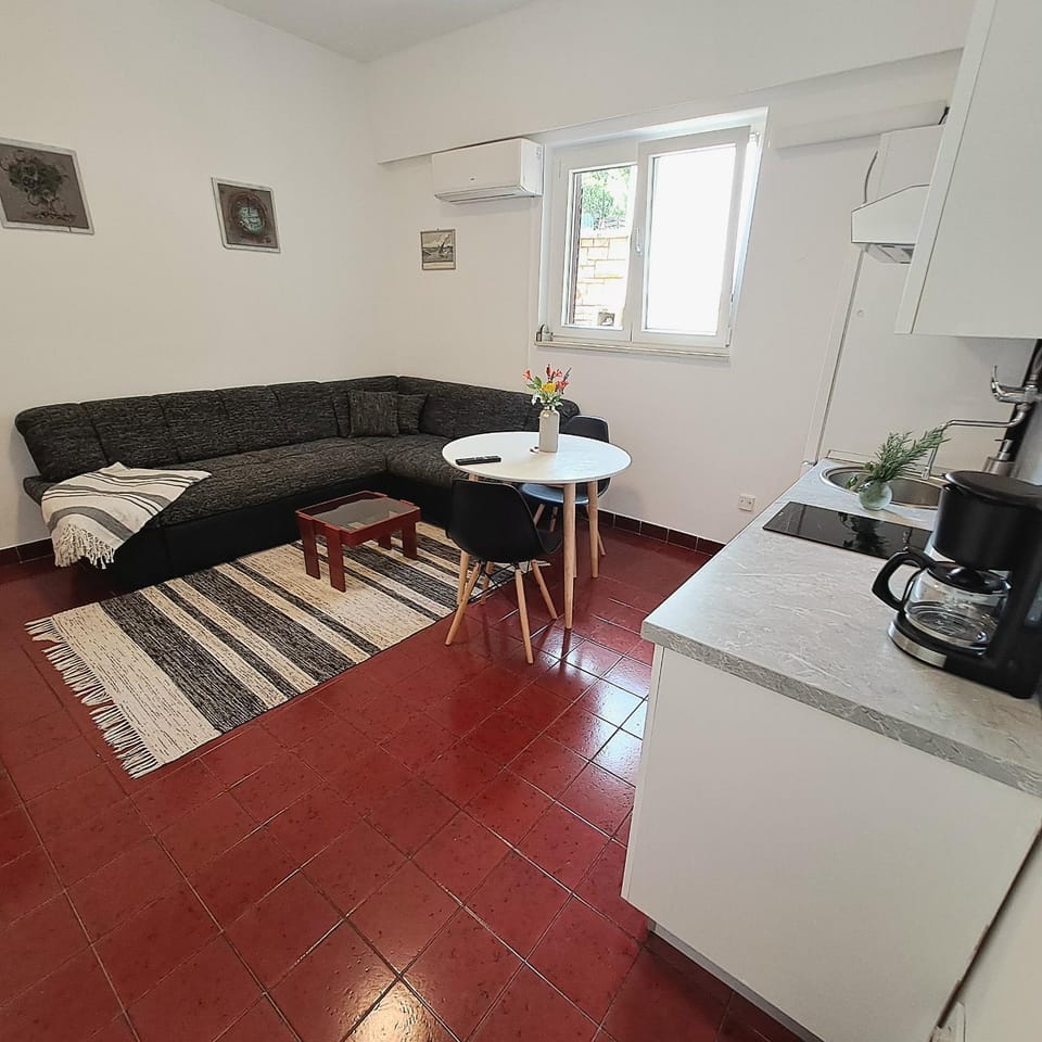 Apartment near the sea and port of Marina Veruda Apartment in Pula