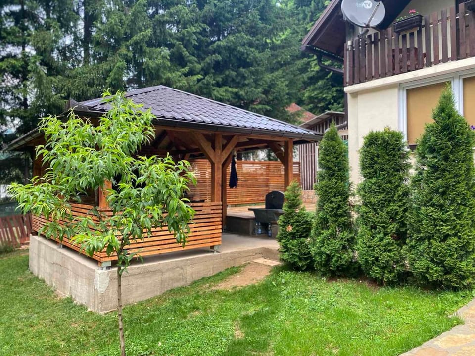 Forest House between Sarajevo & Vlasic House in Federation of Bosnia and Herzegovina