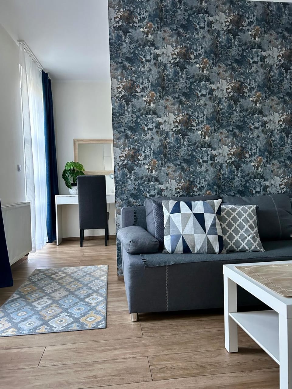 Apartamenty Kielce- Apartament Komfort przy Baseny Tropikalne, Kadzielnia, parking, faktura, centrum Apartment in Poland
