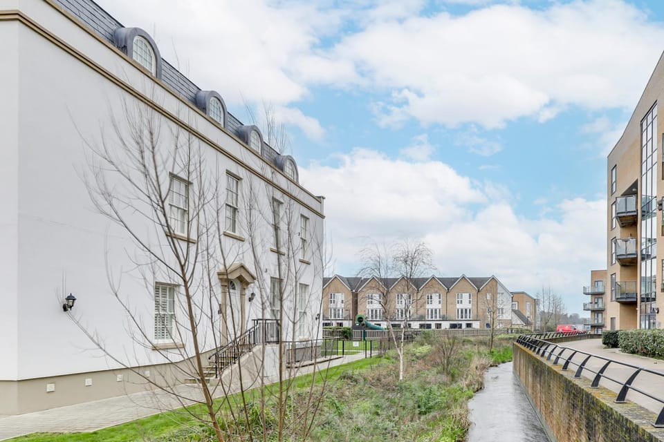 Property building, City view
