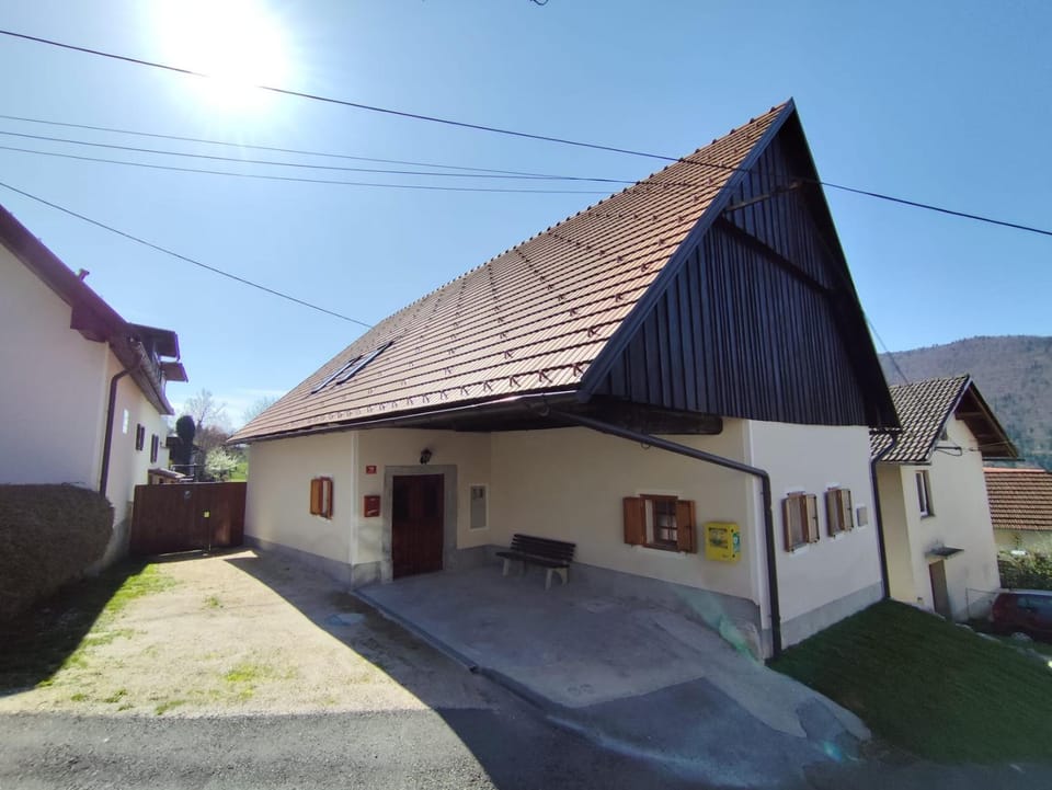 MaLu vintage house with garden House in Slovenia