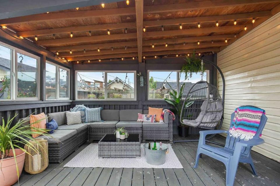 Patio, Day, Garden, Balcony/Terrace, Garden view