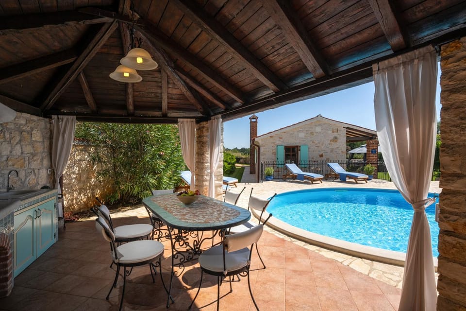 Villa Marianne with heated pool Villa in Istria County