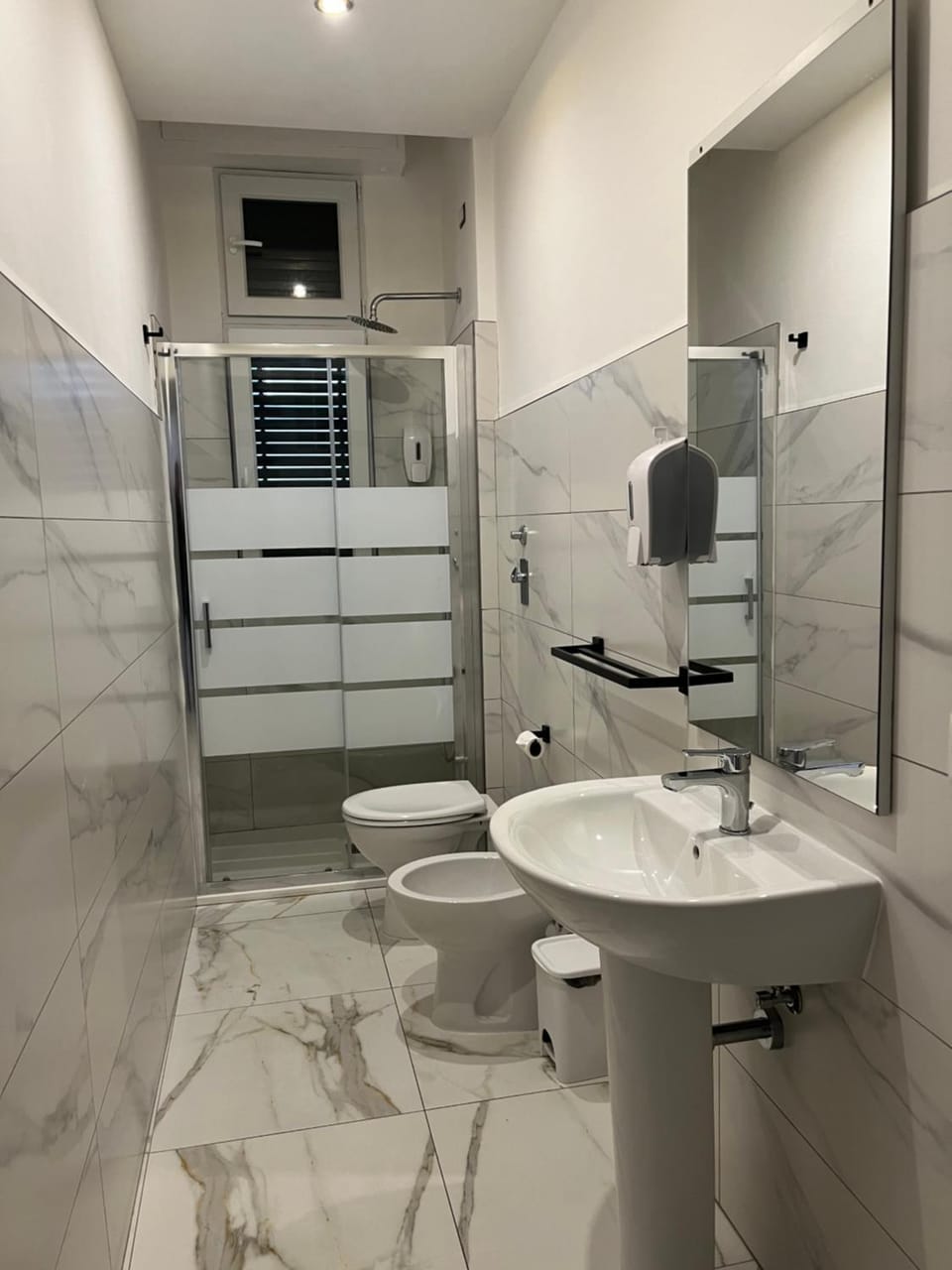 Shower, Toilet, Bathroom, bidet