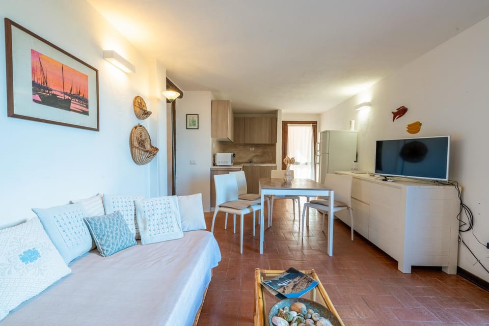 Communal lounge/ TV room, TV and multimedia, Kitchen or kitchenette, Living room, Seating area, Dining area, Evening entertainment, minibar