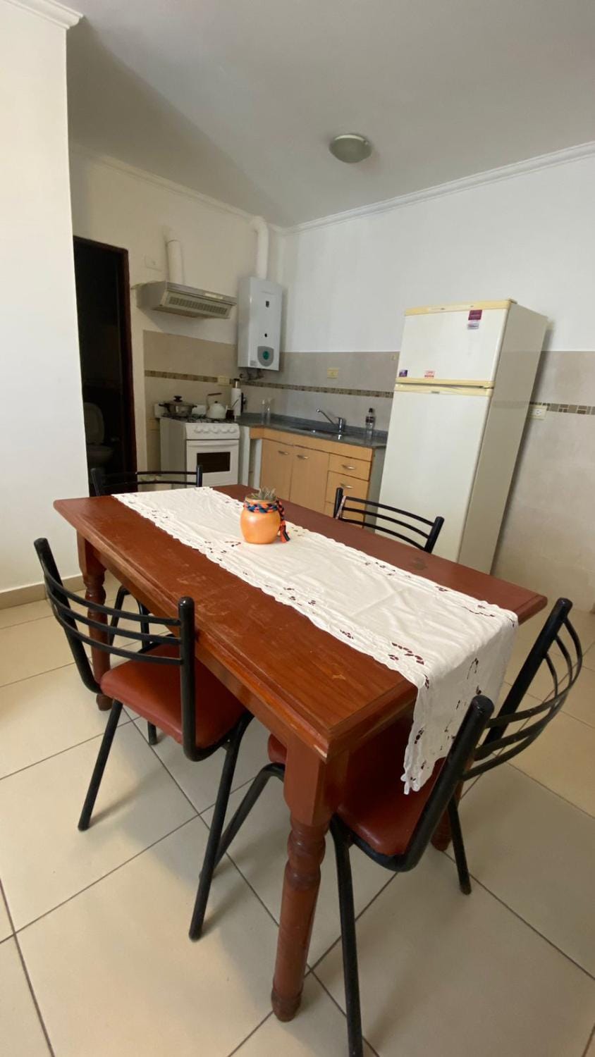 Kitchen or kitchenette, Dining area, pet friendly, stove
