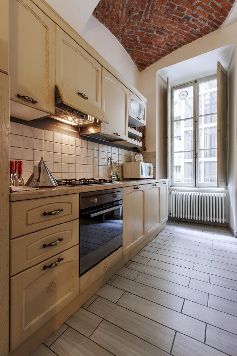 dishwasher, oven, stove, kitchen