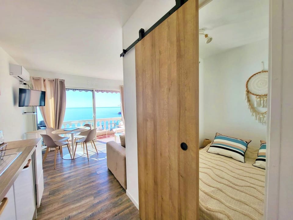 "Azur Anthéor" 2-4pers Vue mer d'exception Apartment in Saint-Raphael