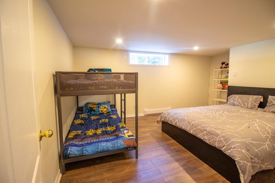 Bed, Bedroom, bunk bed