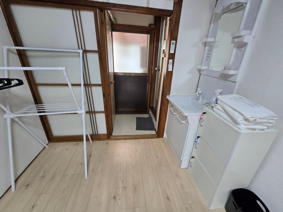 TSUBAME 202 staying private home Apartment in Osaka