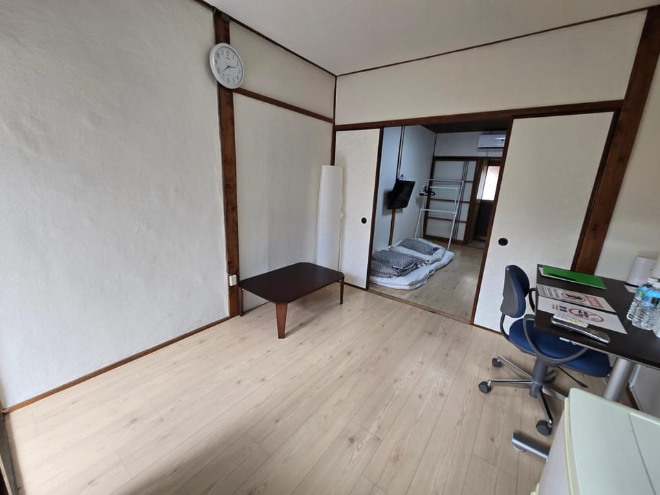 TSUBAME 202 staying private home Apartment in Osaka