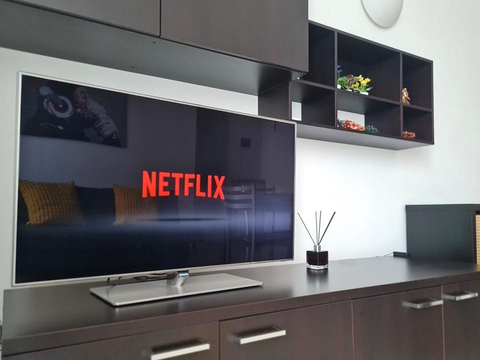 TV and multimedia, Evening entertainment