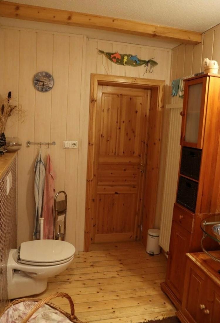Toilet, Bathroom