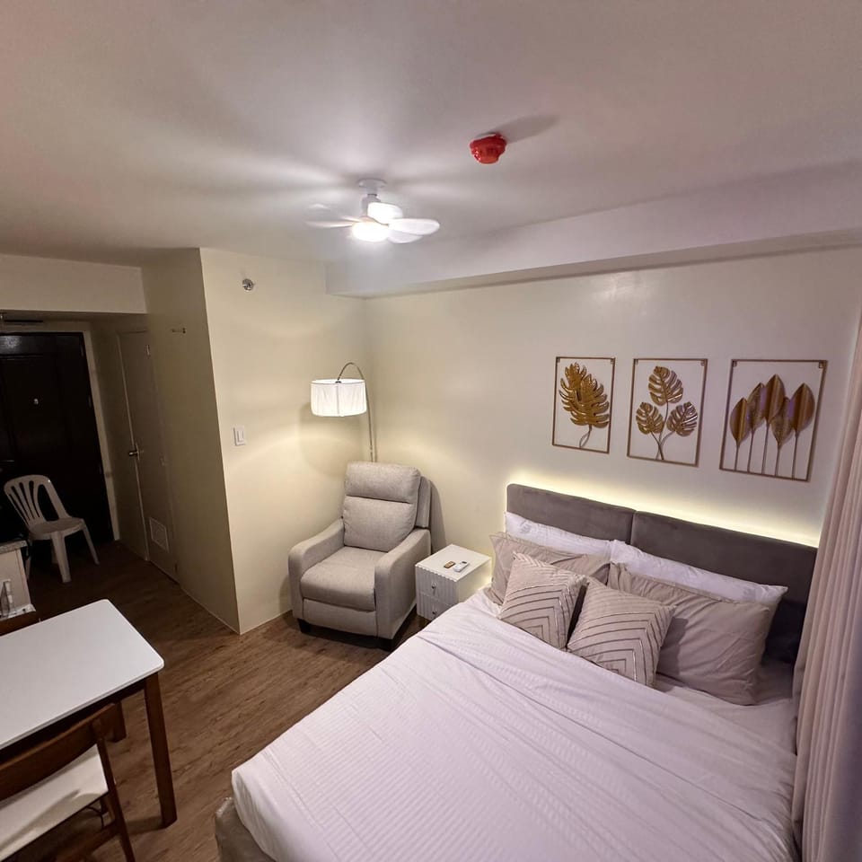 Condo near Nuvali Laguna Technopark St Benedict Church Apartment in Calabarzon