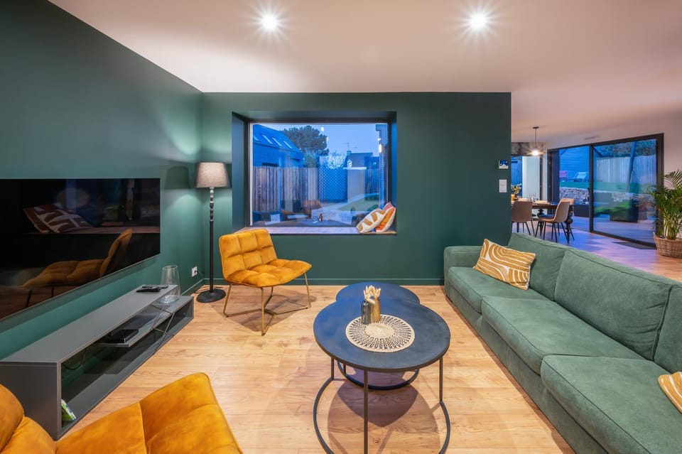 NOUVEAUTE!!! Villa en bord de mer avec piscine intérieure! Villa in Trégunc