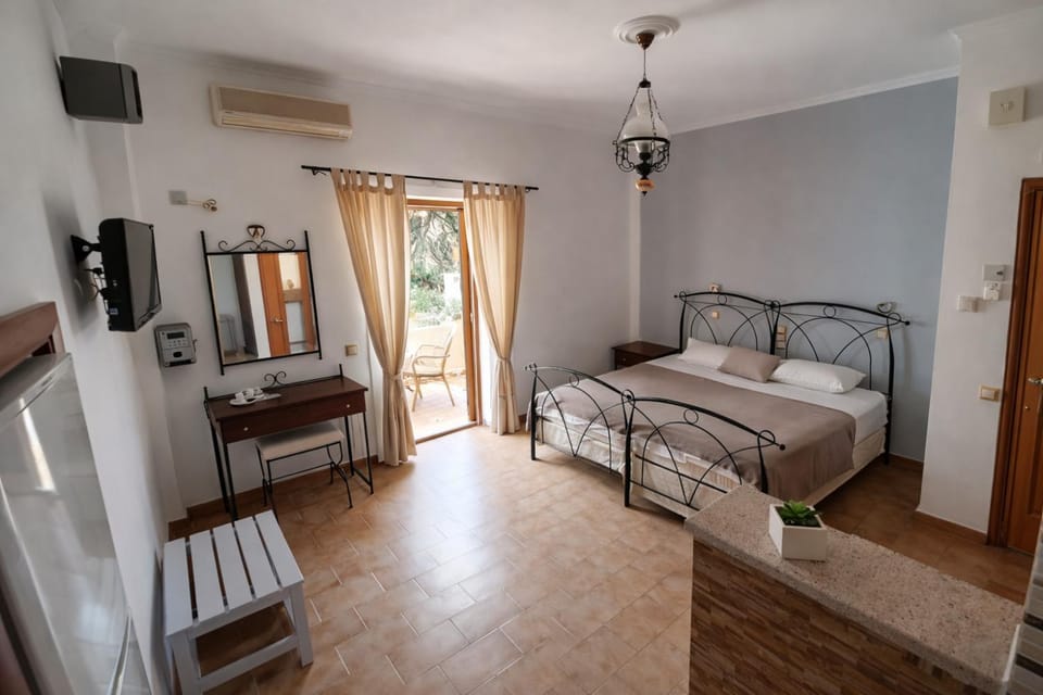 NEFELI by Evita's Resort Apartment hotel in Poros