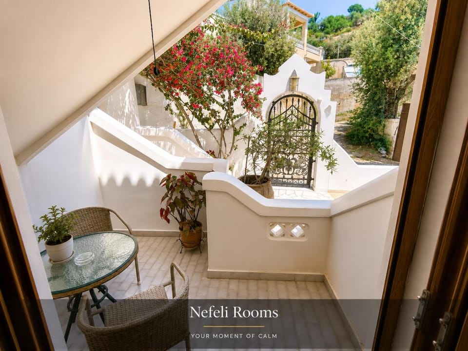 NEFELI by Evita's Resort Apartment hotel in Poros