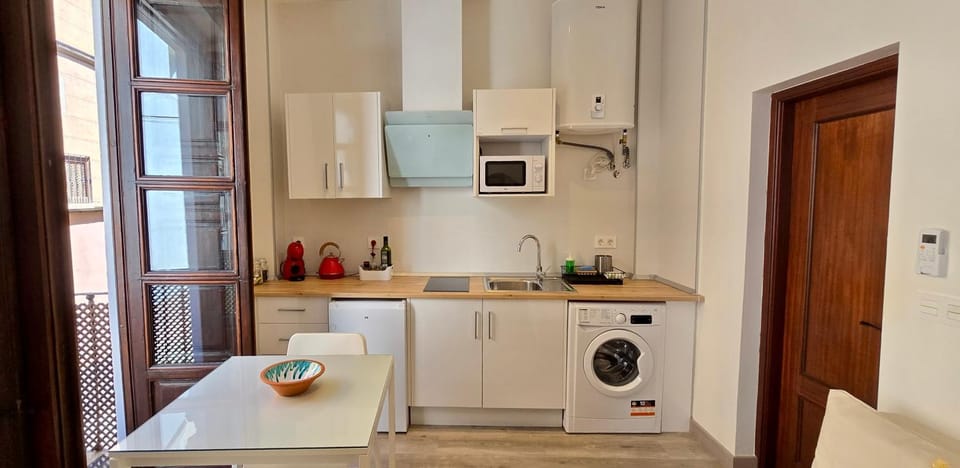 Balcony/Terrace, Kitchen or kitchenette, Dining area