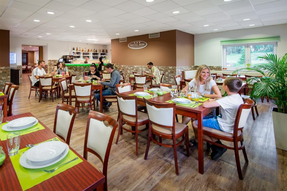 Restaurant/places to eat, Breakfast