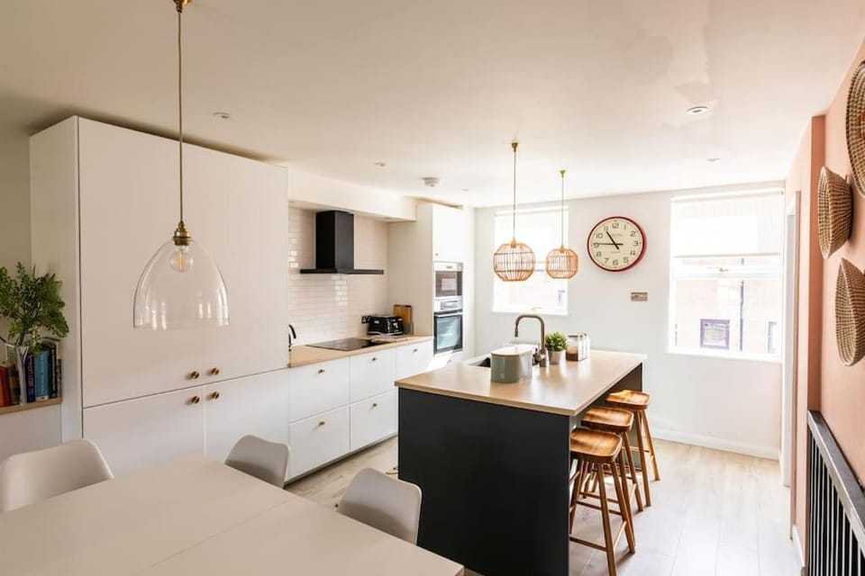 10 Morford - Premium Central House w Parking - Walk Everywhere House in Bath