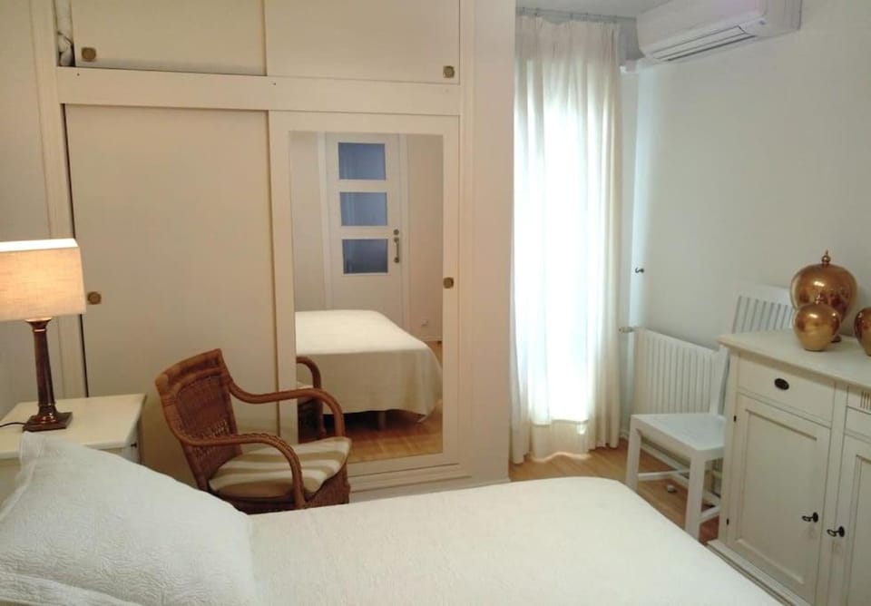 Lys og trivelig leilighet sentralt i Albir Apartment in Marina Baixa